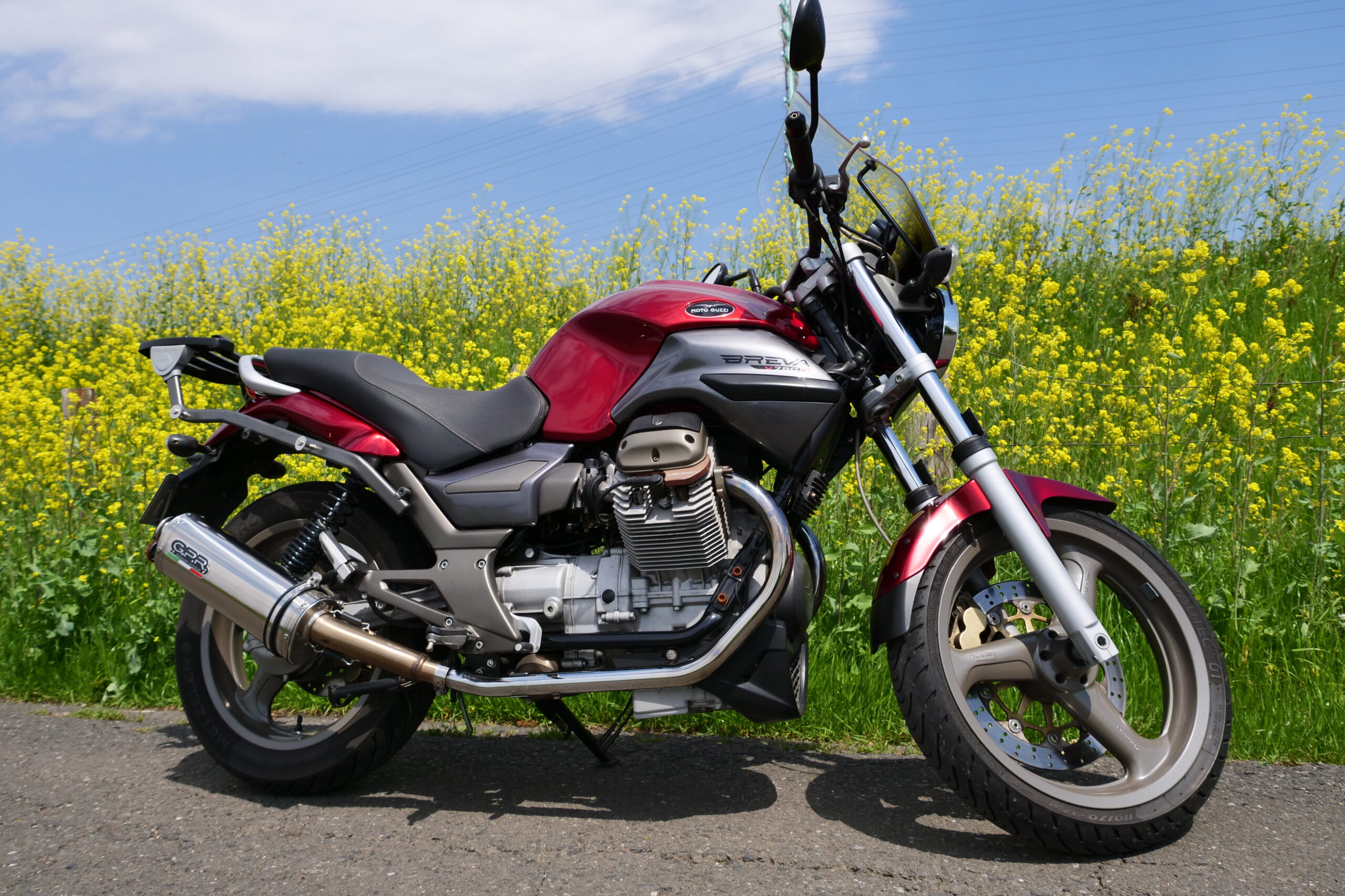 ○○月休日のお知らせ